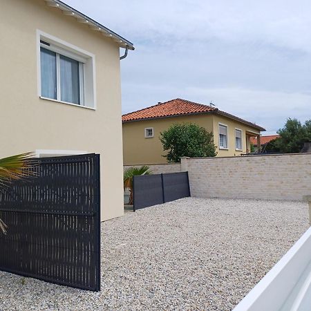 L'Echappee Belle Apartment Bessines Екстериор снимка