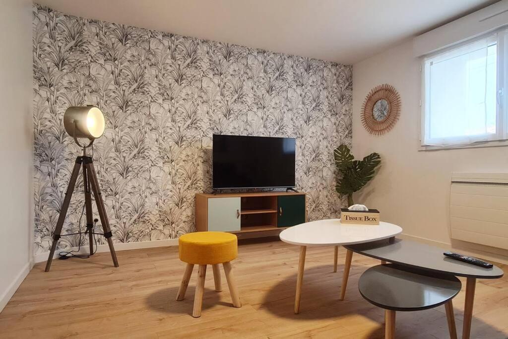 L'Echappee Belle Apartment Bessines Екстериор снимка